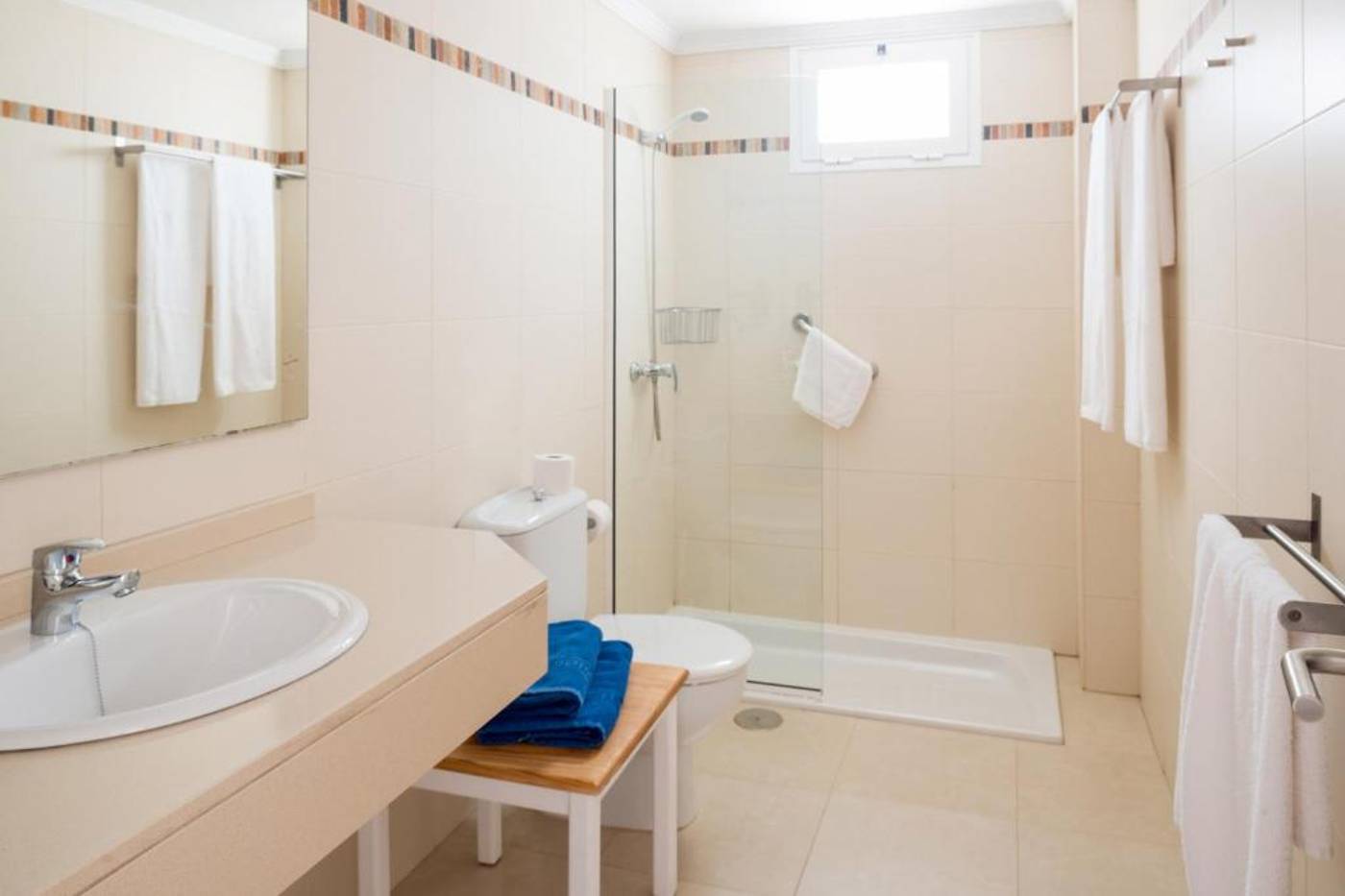 Neptuno-Suites---Adult-Only-Room-32