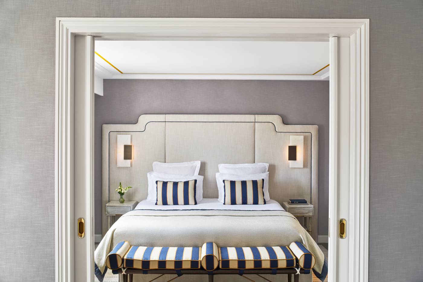 H----tel-Barri----re-Le-Majestic-Cannes-Room-47