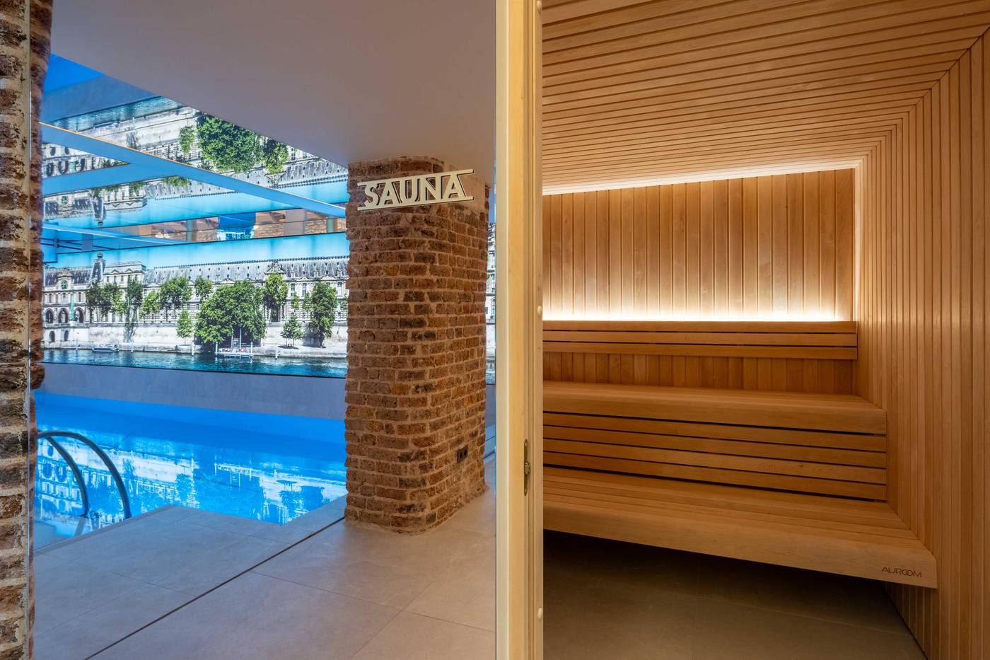 Astra-Opera-Astotel-Pool-56