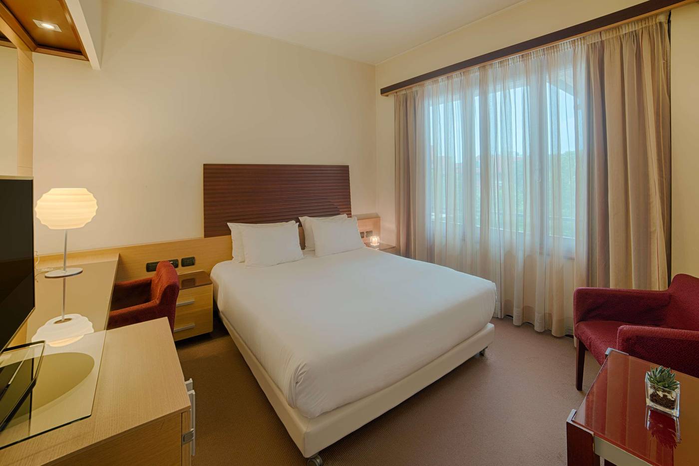 NH-Milano-2-Residence-Room-16