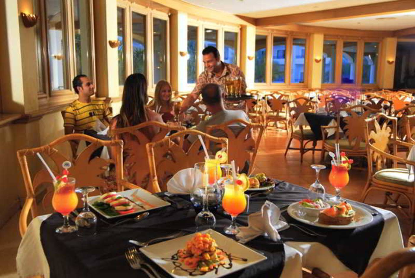 Naama-Bay-Hotel-Restaurant-34