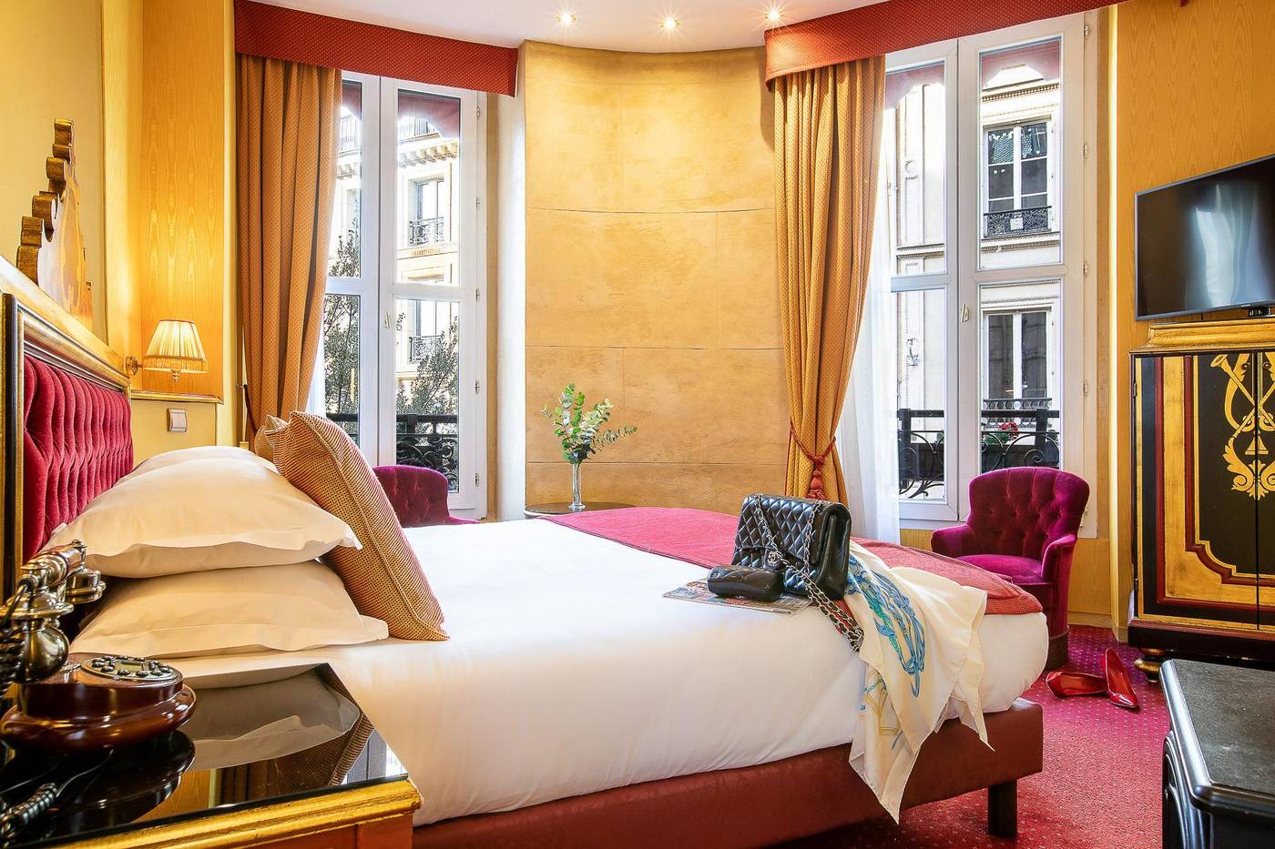 Villa-Opera-Drouot-Room-3