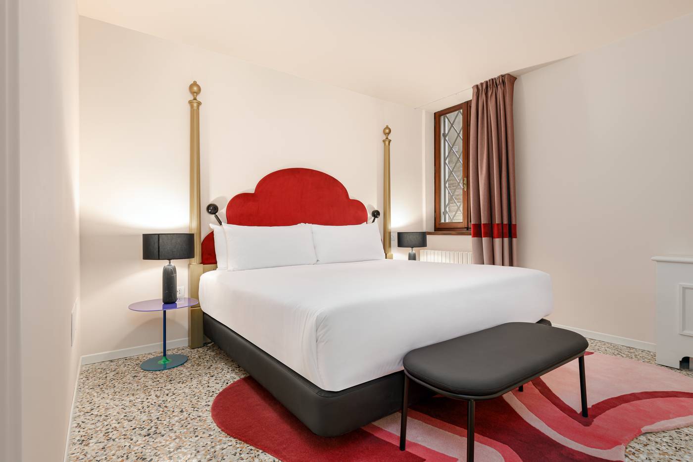 Palazzo-Dei-Fiori-By-Room-Mate-Room-34