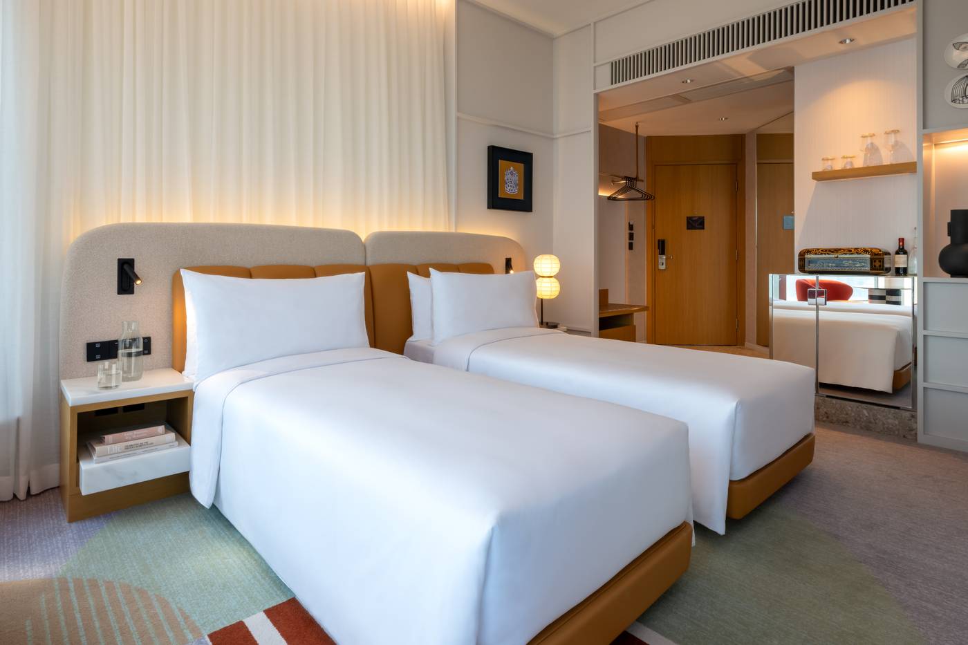 Mondrian-Hong-Kong-Room-5