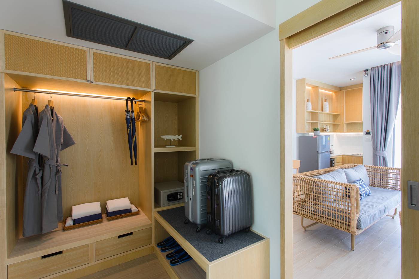 BLU-PINE-Villa---Pool-Access-Room-46