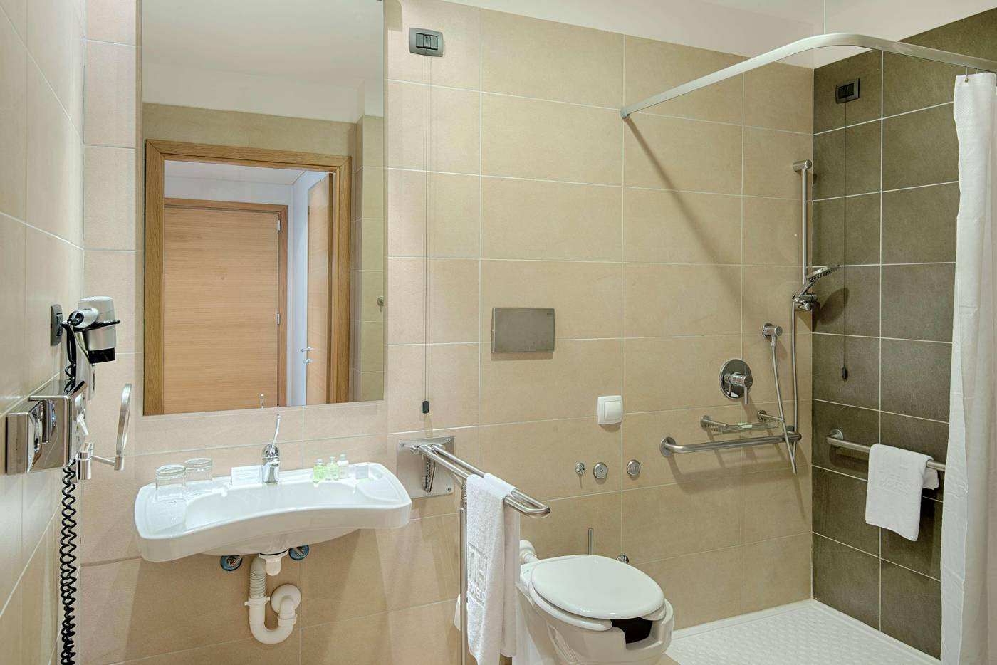 Ac-Hotel-By-Marriott-Milan-Sesto-Room-39