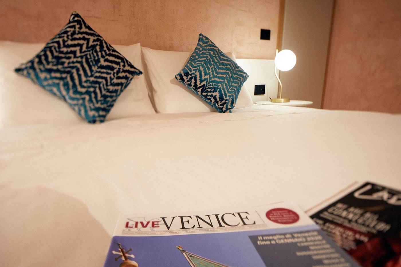 Ca--dei-Proverbi-Suites-Lobby-18