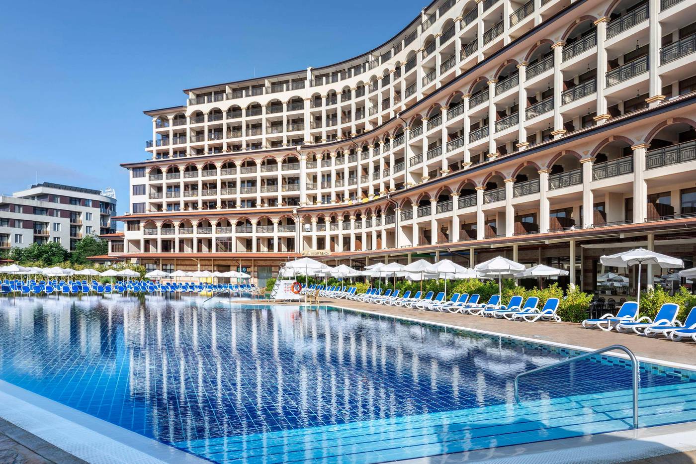 Melia-Sunny-Beach-Resort-Pool-3