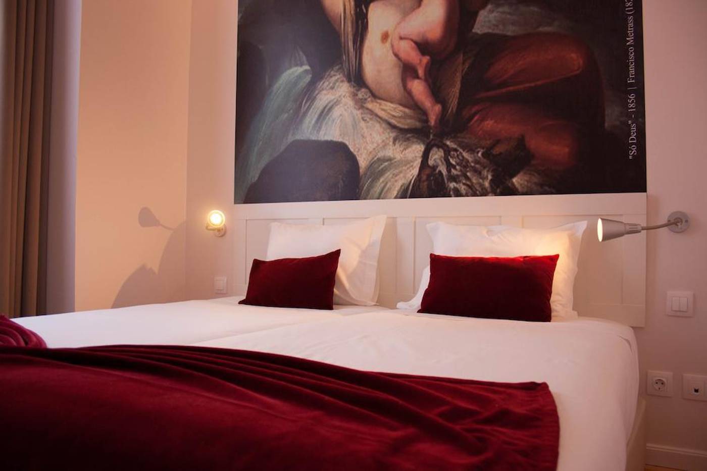 Lisbon-Arsenal-Suites-Room-8