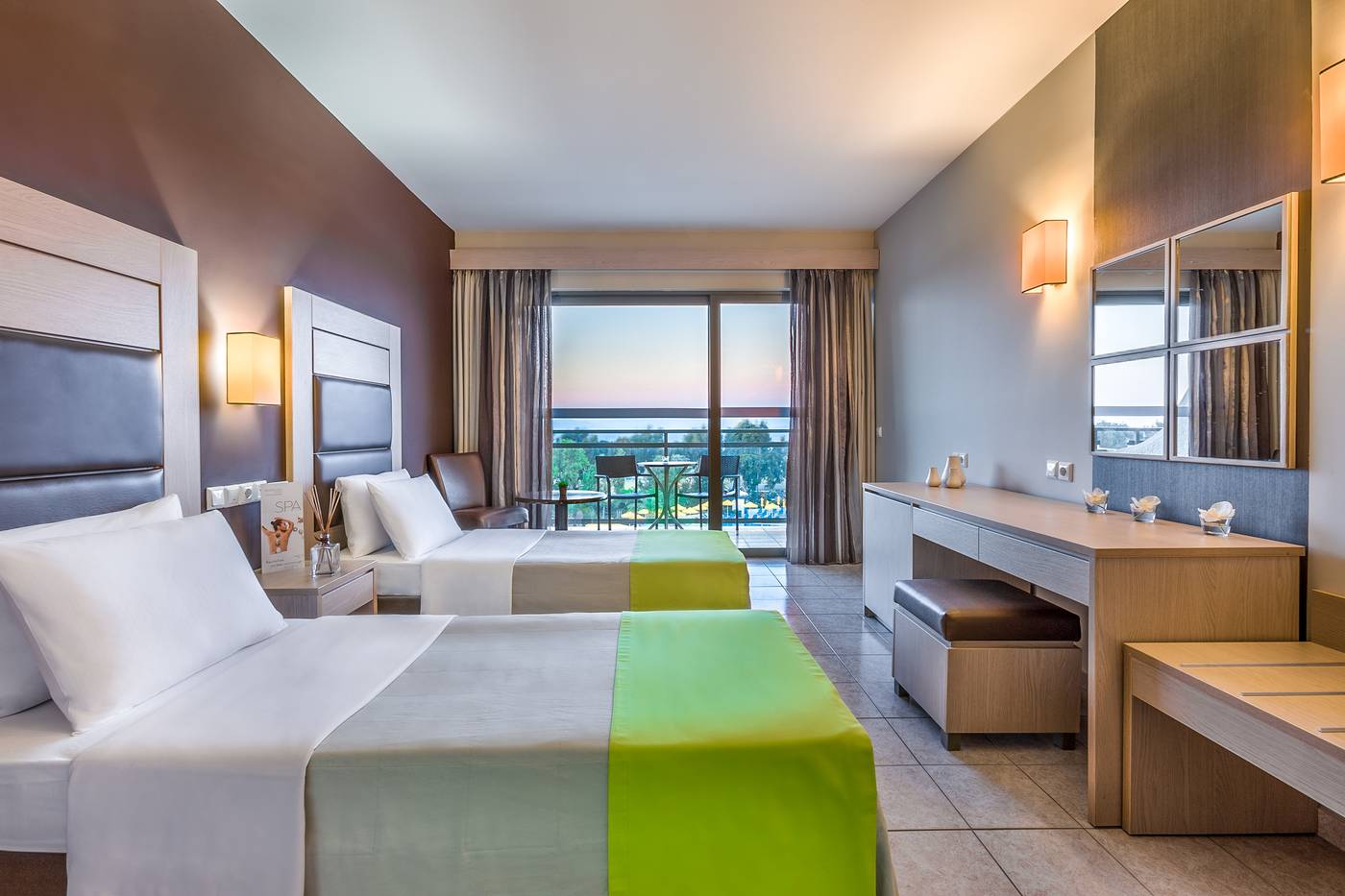 Kipriotis-Hippocrates-Hotel-Room-11