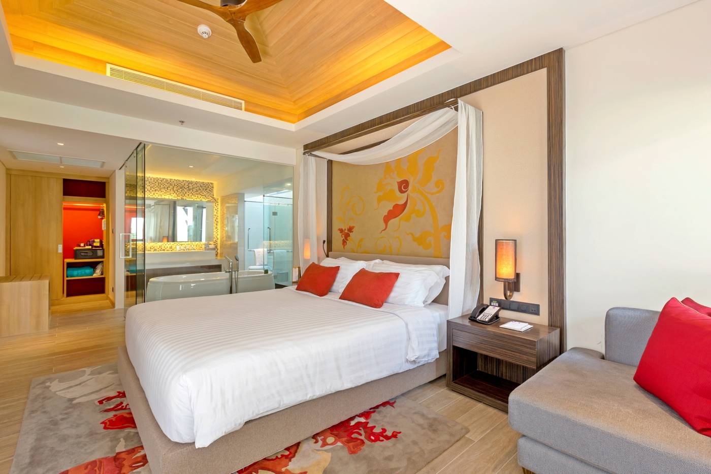 Grand-Mercure-Phuket-Patong-Room-25
