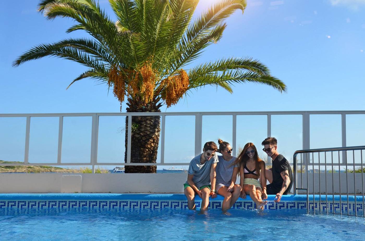 Apartamentos-Playasol-Jabeque-Dreams-Pool-13