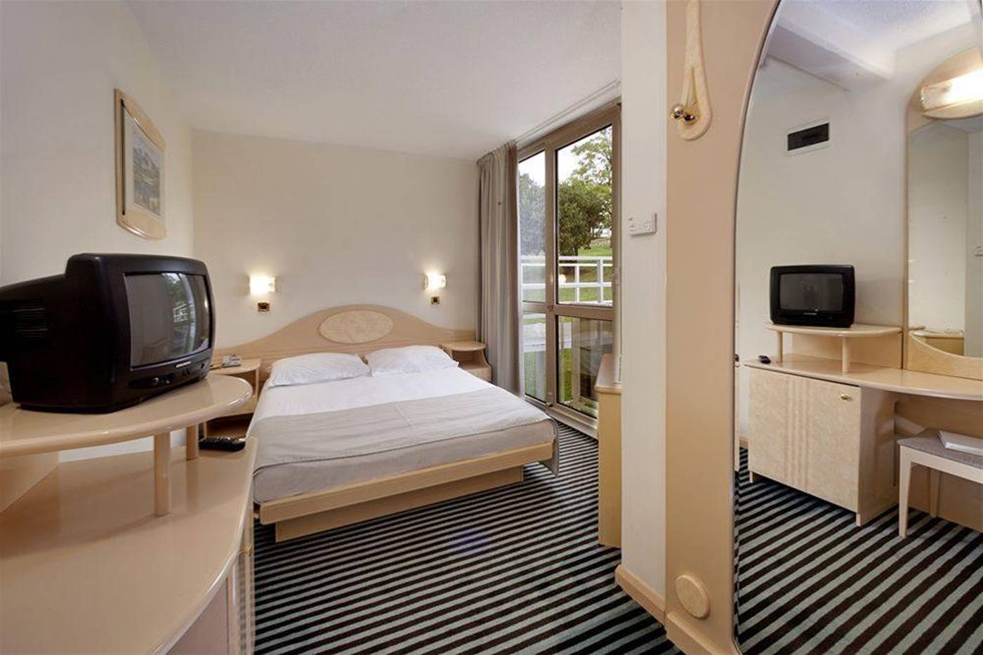 Hotel-Gran-Vista-Plava-Laguna-Room-18