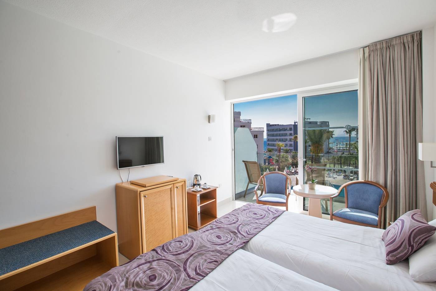 Tsokkos-Protaras-Beach-Hotel-Room-9