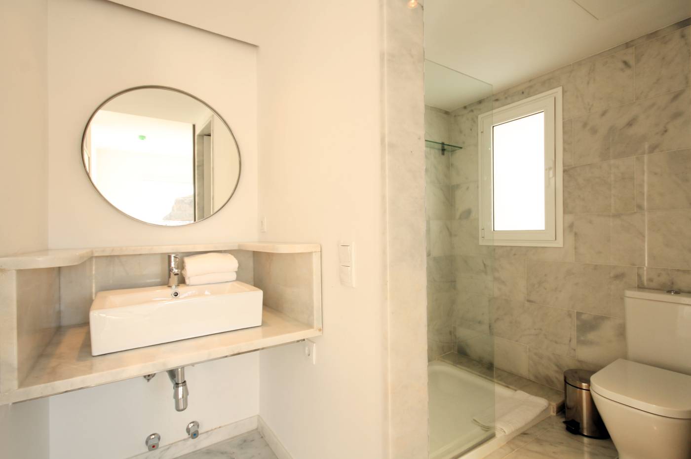 Marina-Bayview---Adults-Only-Room-40