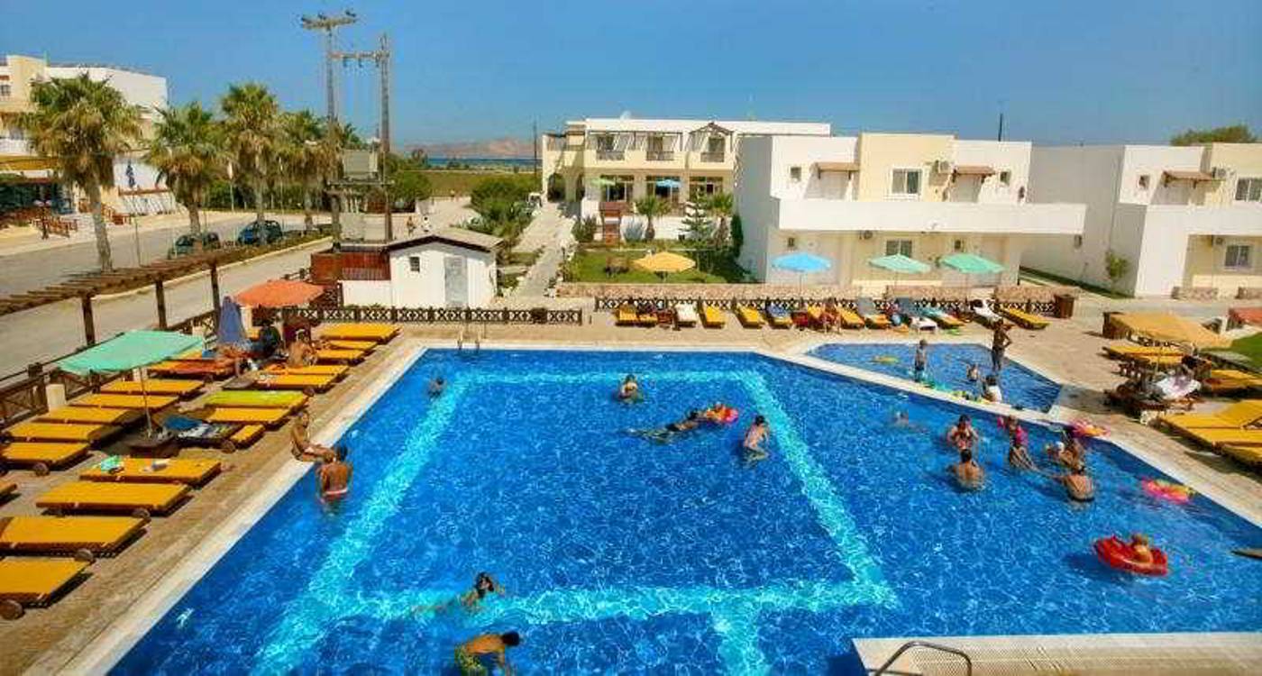 Gaia-Village-Pool-9