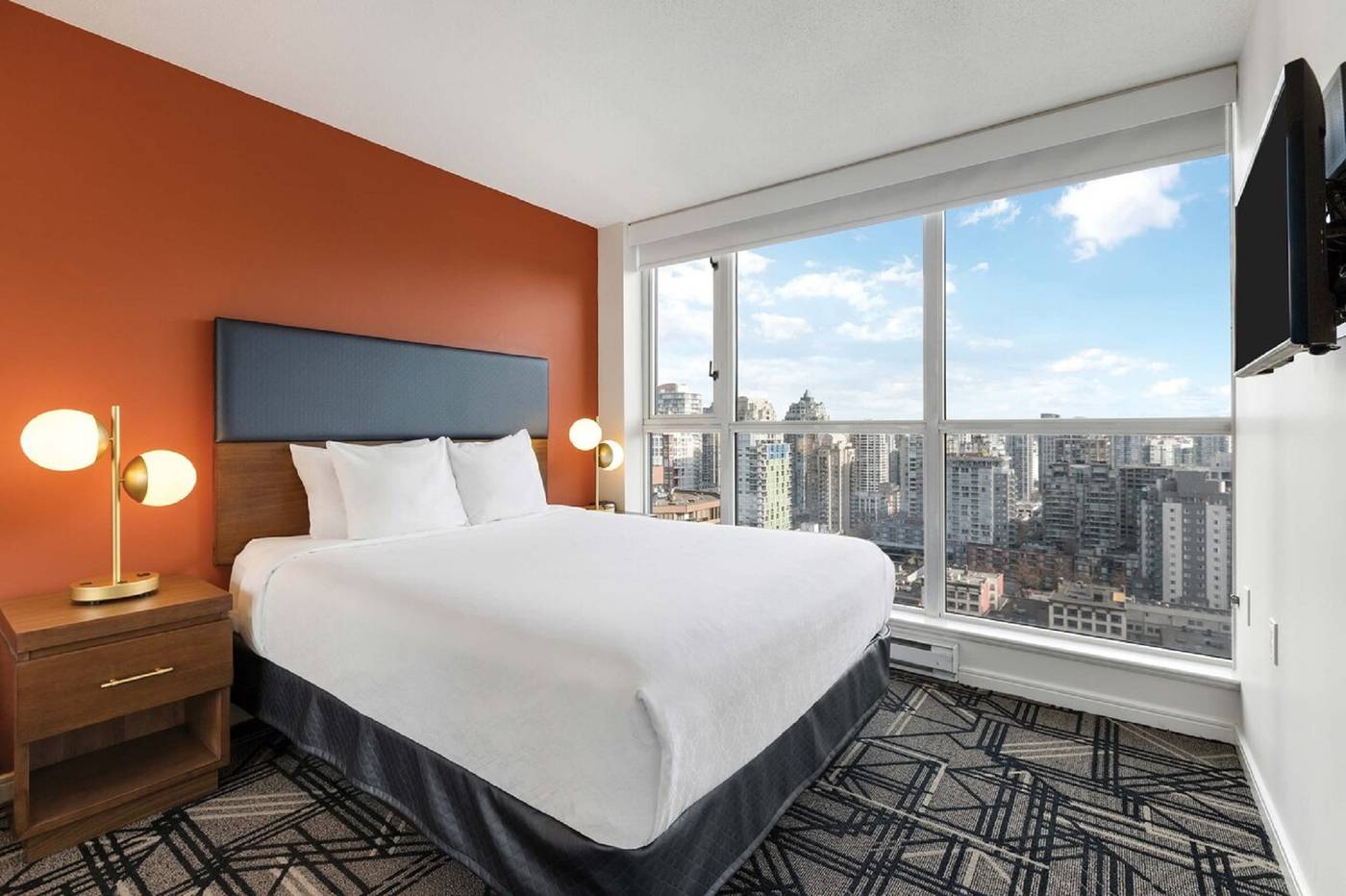 WorldMark-Vancouver-The-Canadian-Room-7