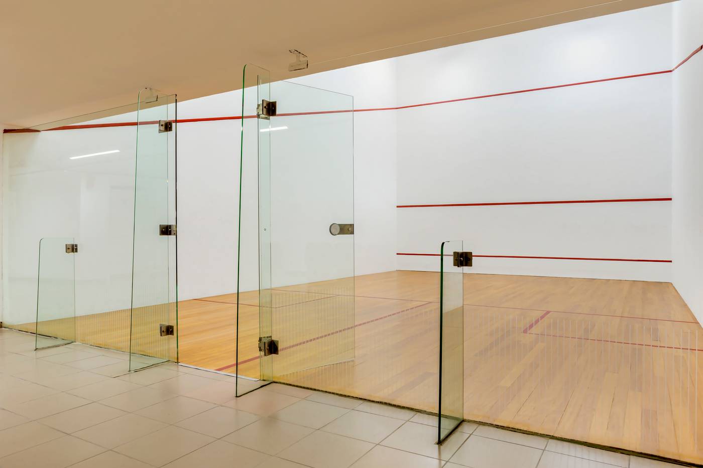 Royal-Sunset-Beach-Club-Sports-and-Entertainment-33