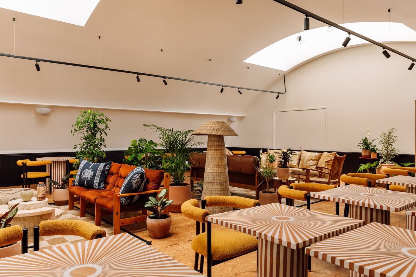 Locke-De-Santa-Joana-Conferences-8