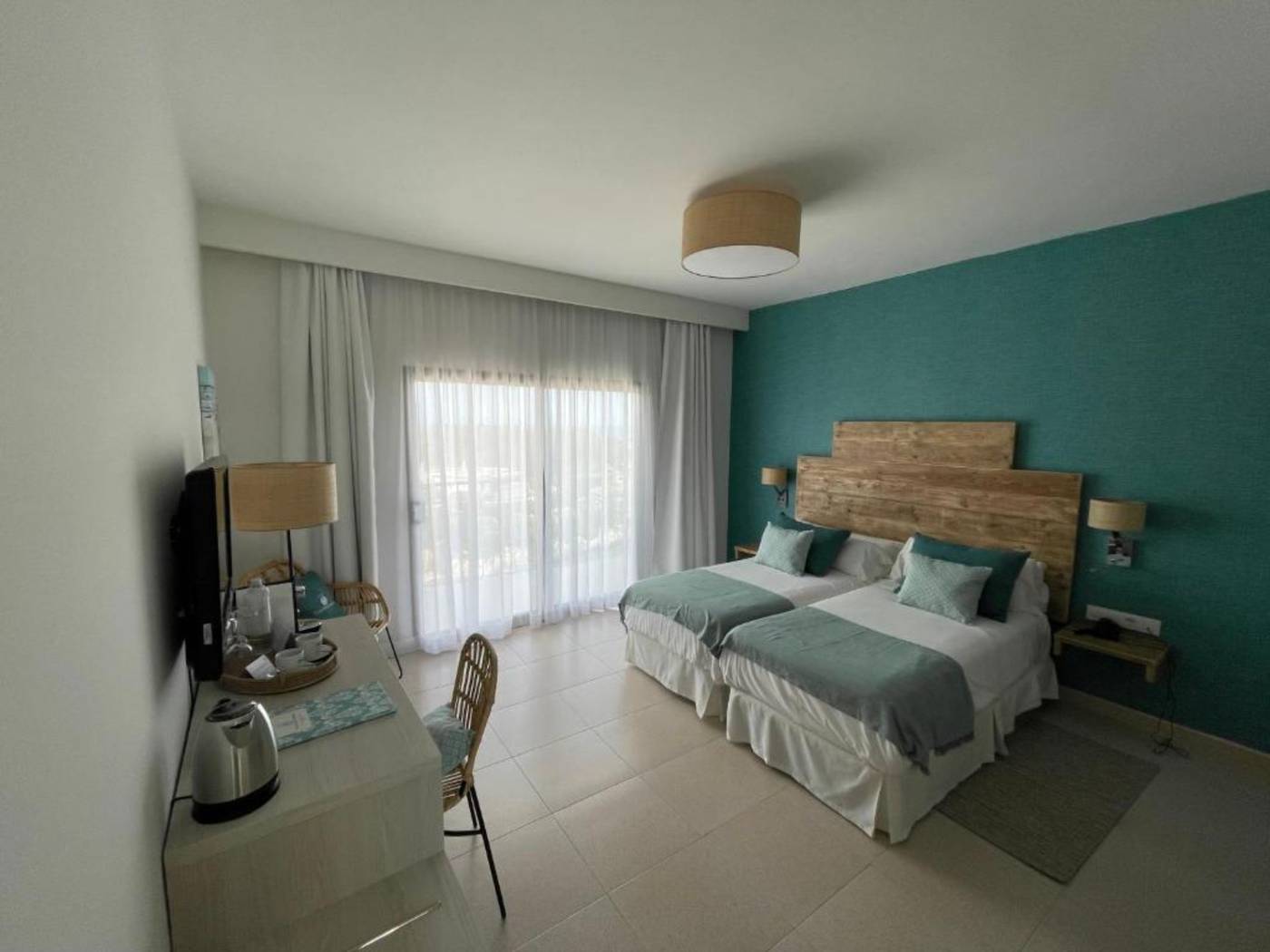 2U-Playa-Santandria-Beach-Hotel-Room-15