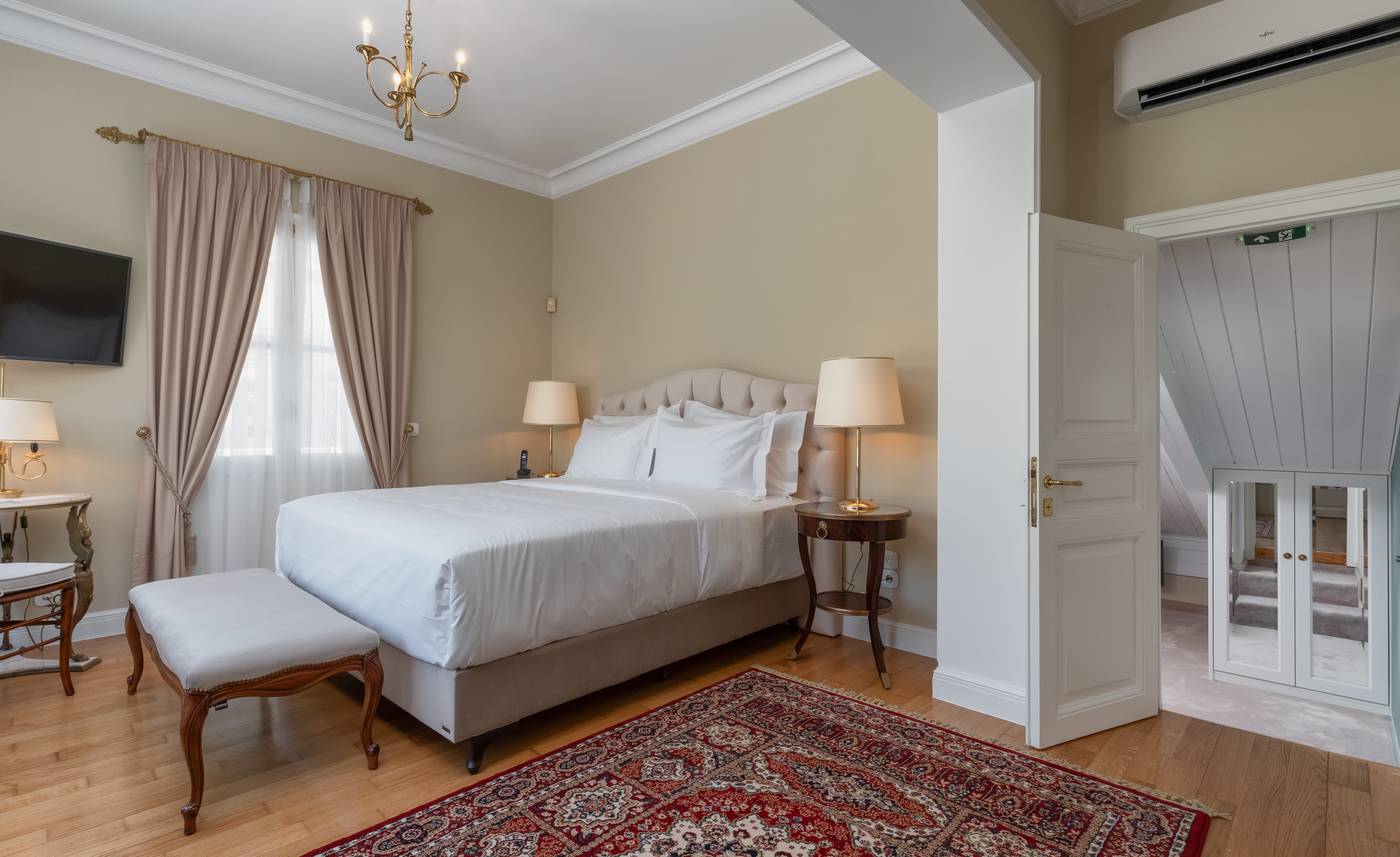 Noble-Suites-Room-19