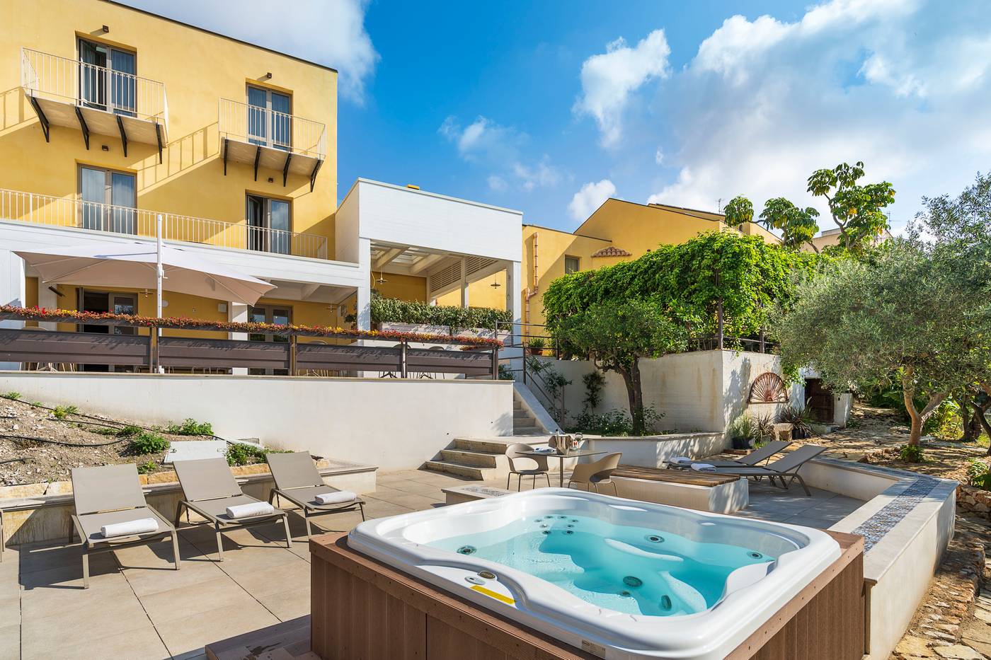 Luna del Raccolto, Green Country Hotel-Italy-Valderice-General view-1