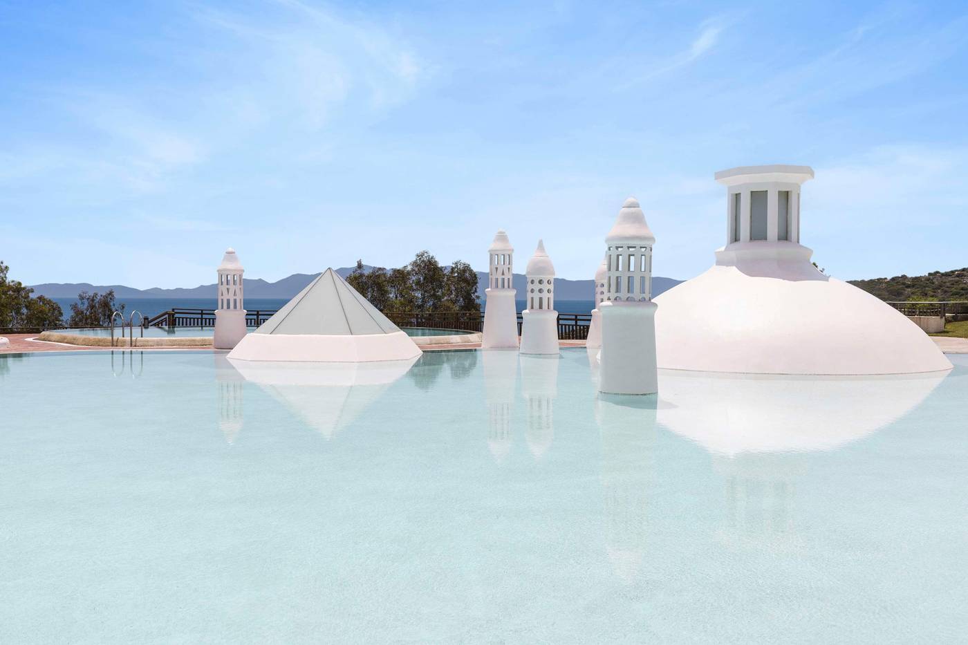 Kempinski-Barbaros-Bay-Bodrum-Pool-12