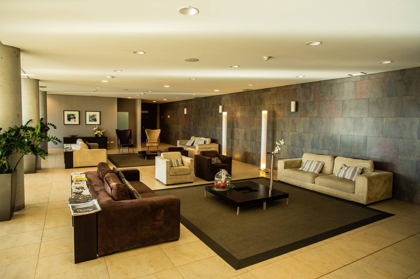 HQ La Galeria-Spain-Alfoz De Quintanadue-Lobby-7