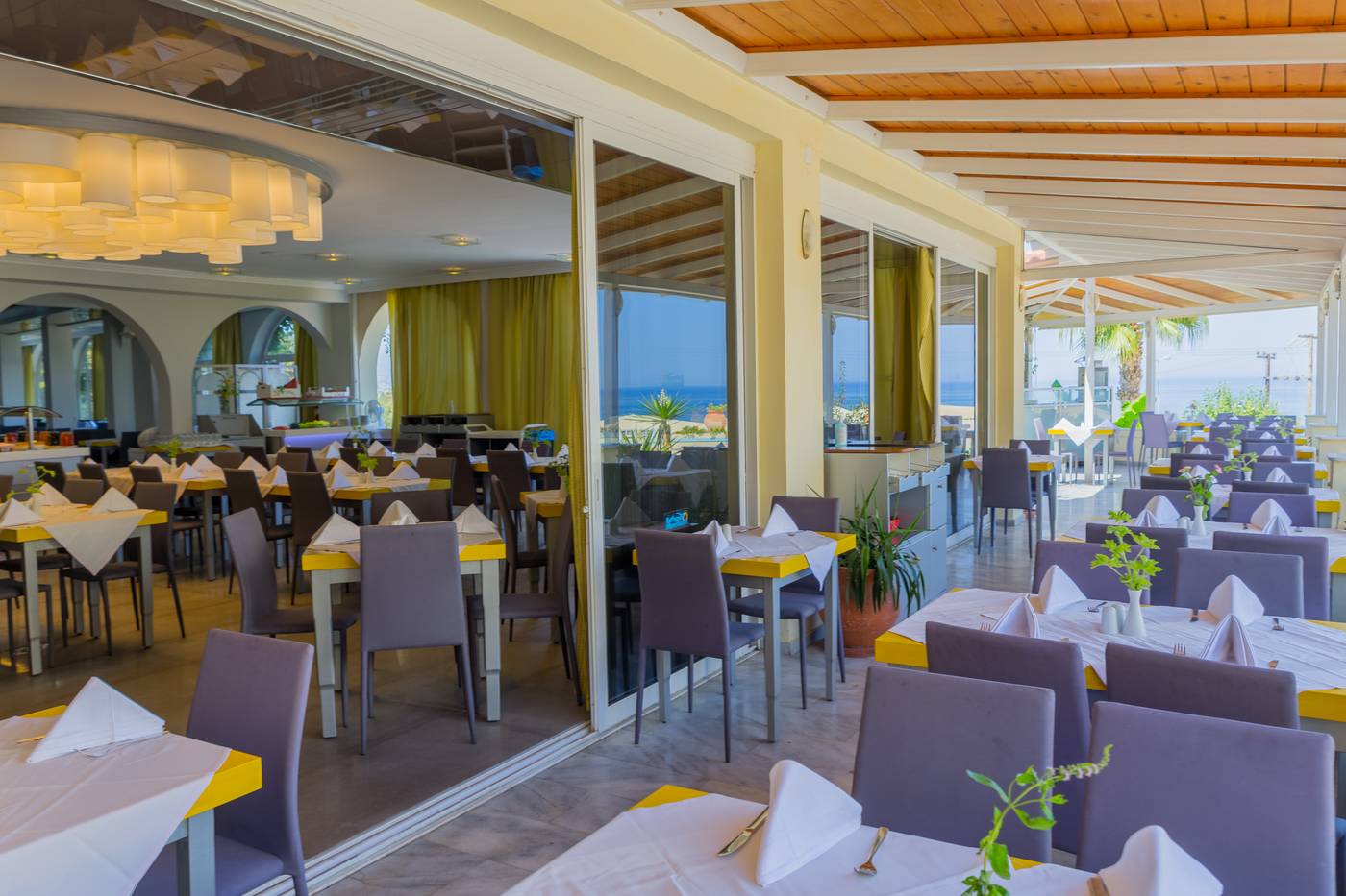 Rethymno-Mare---Water-Park-Restaurant-30