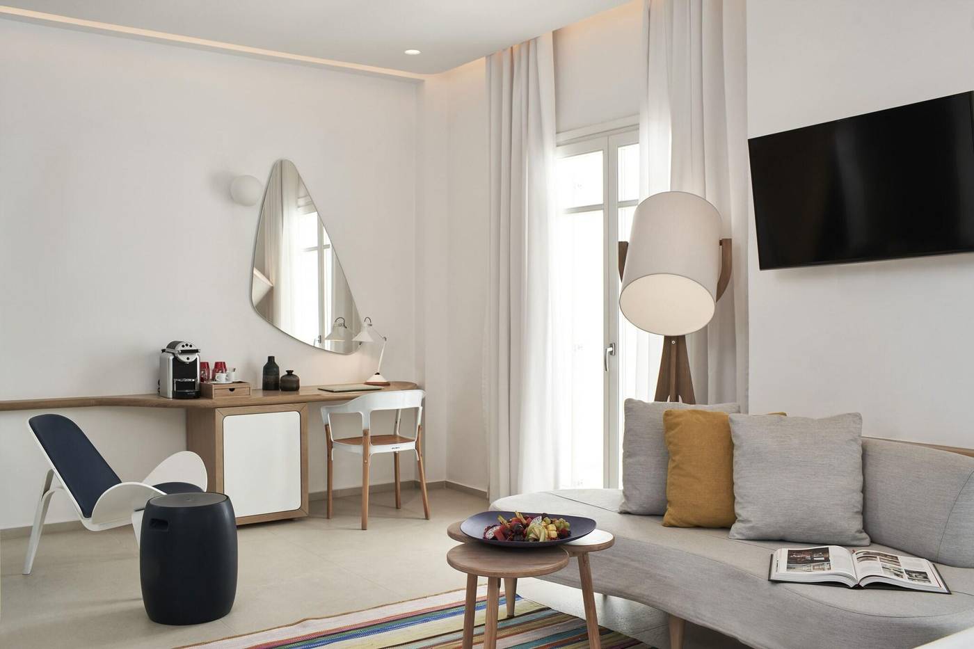 Myconian-Kyma---Design-Hotels-Room-38