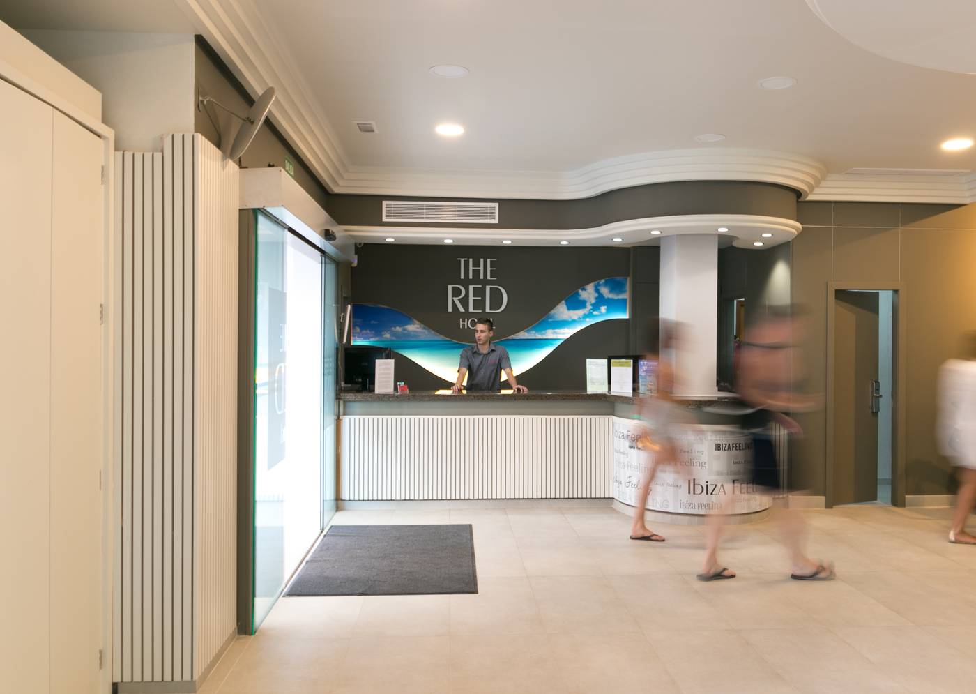 The-Red-Hotel-by-Ibiza-Feeling-Lobby-31