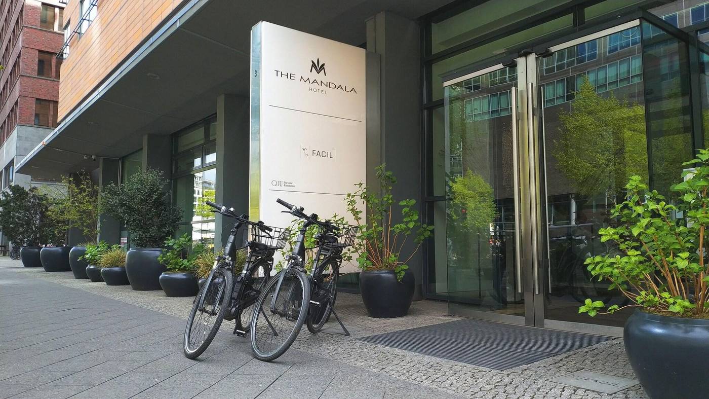 The-Mandala-Hotel-Sports-and-Entertainment-80