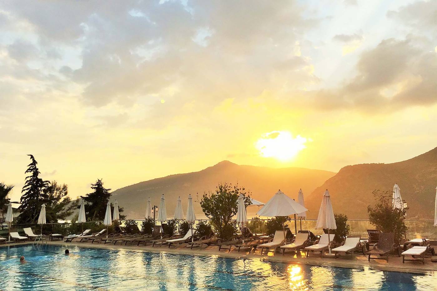 Happy-Kalkan-Pool-22