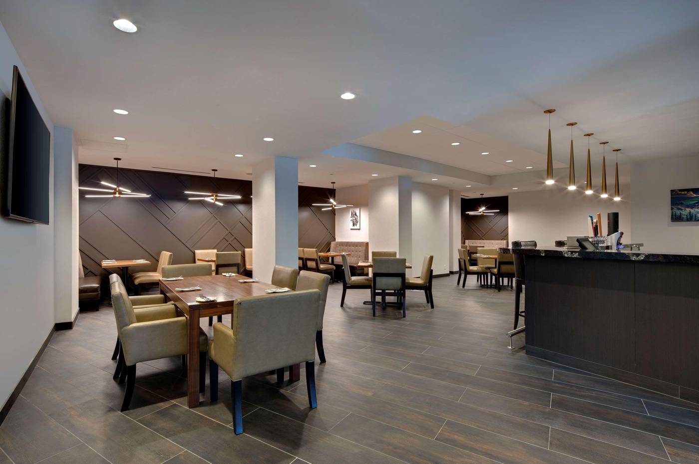 Hilton-Vancouver-Metrotown-Restaurant-12