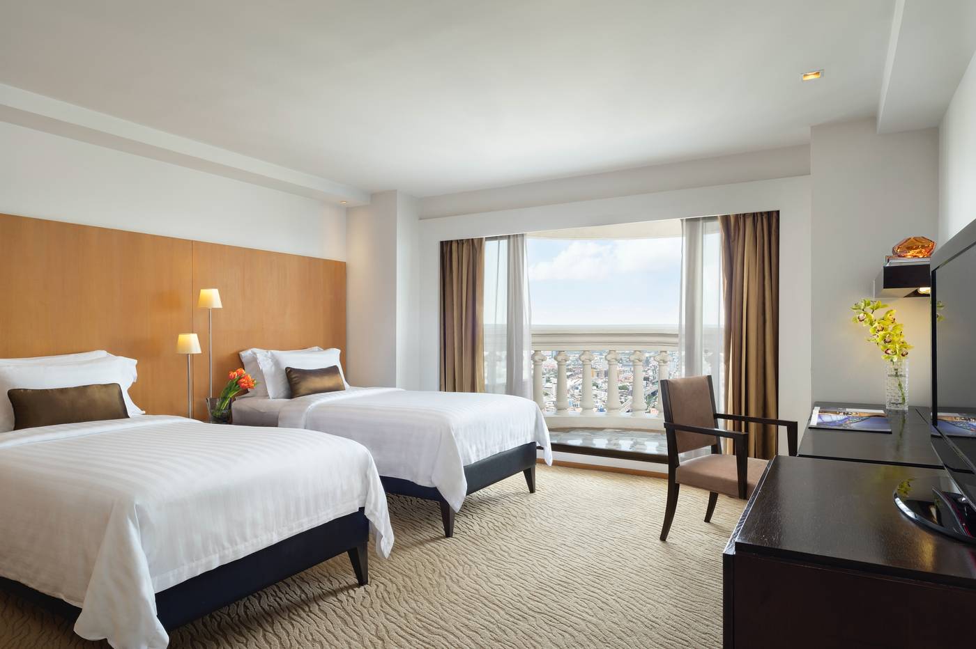 Tower-Club-at-Lebua-Room-31