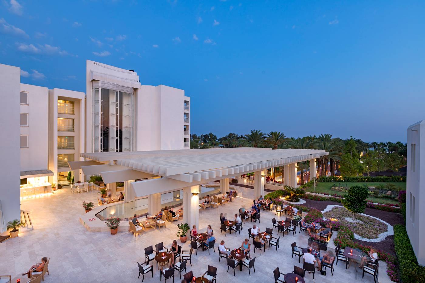 Seven-Seas-Hotel-Blue-Bar-19