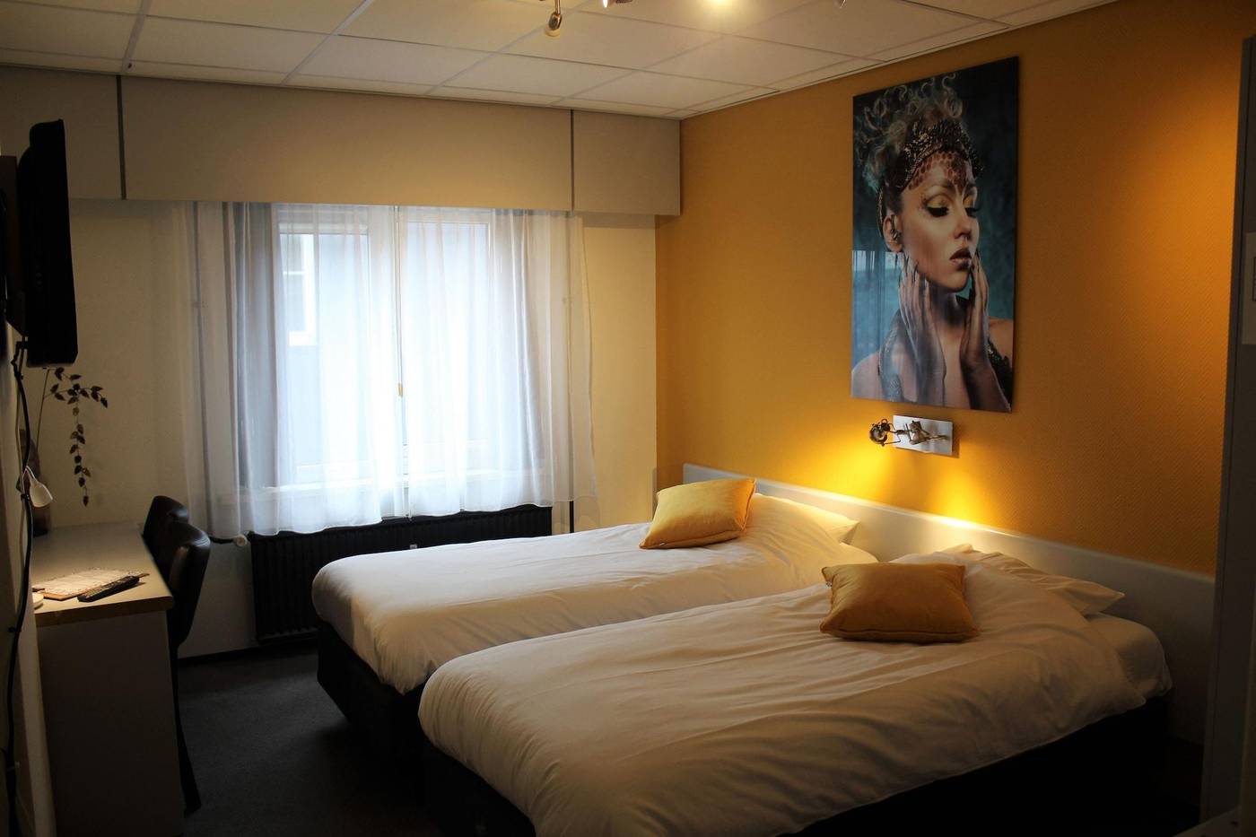 Hotel-De-Jonge-Heertjes-Room-15