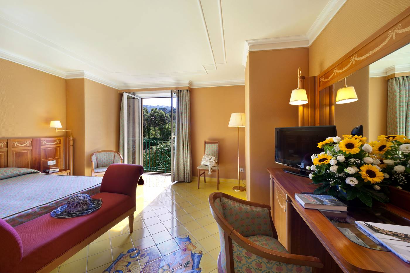 Grand-Hotel-La-Pace-Room-14