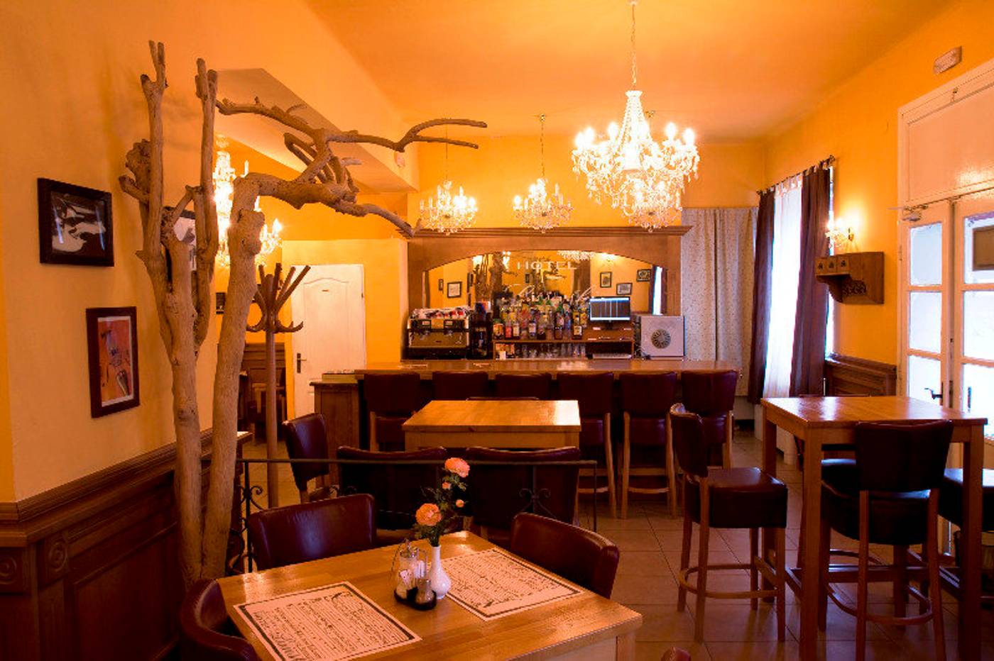 Hotel Lisinski-Croatia-ZAGREB-Restaurant-7