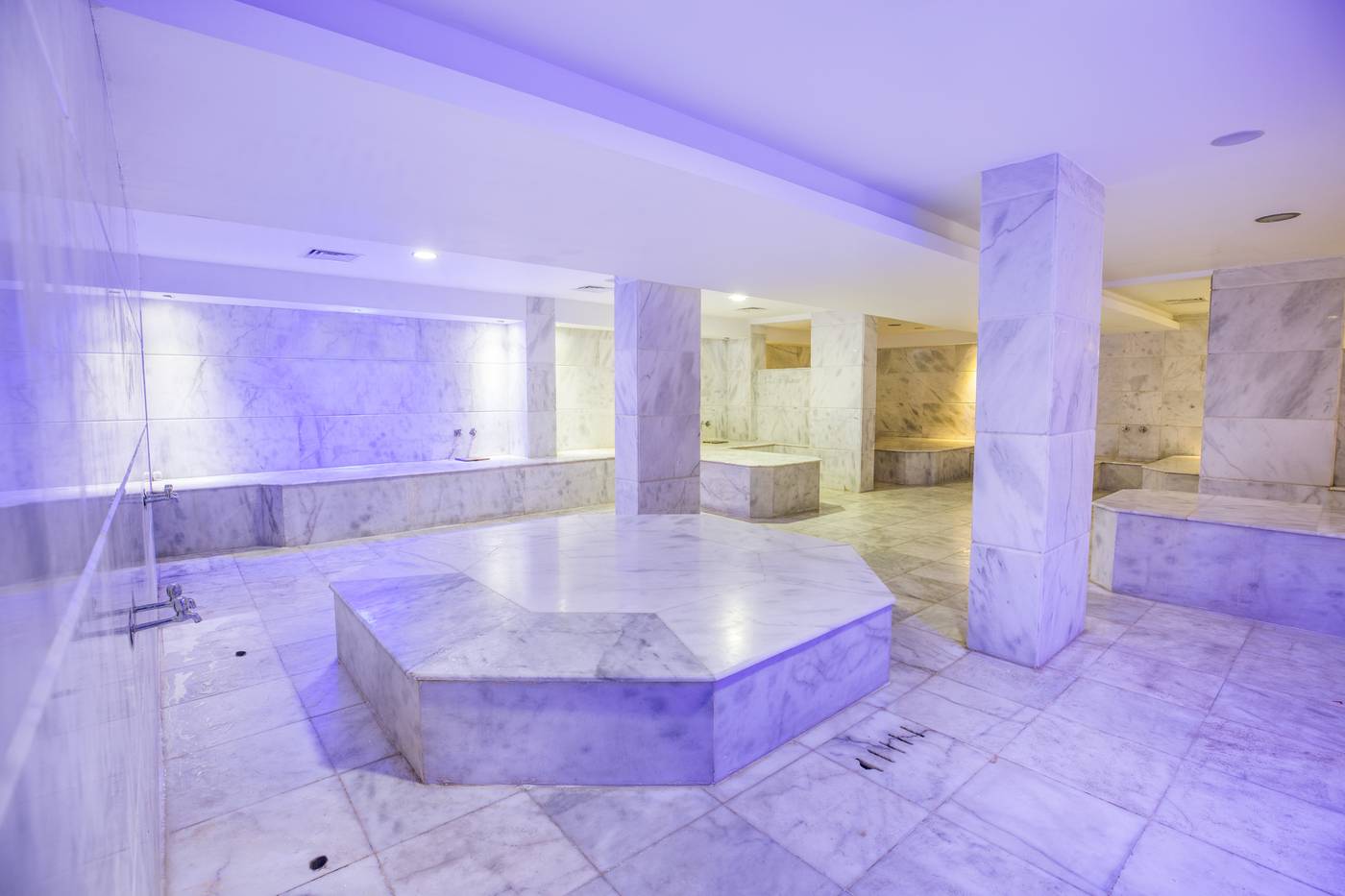 V-Hotel-Sharm-Sports-and-Entertainment-80