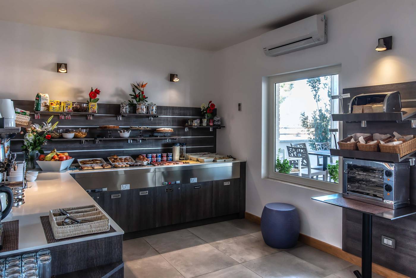 Fragrance-St-Peter-Hotel-Bar-12