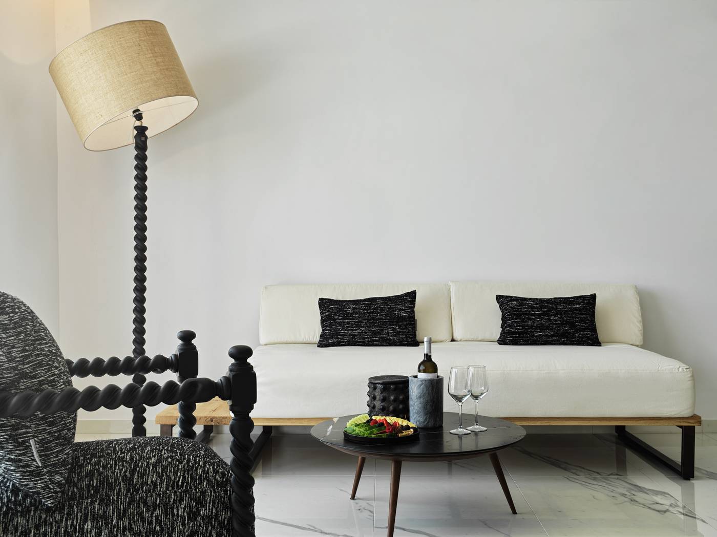 Kouros-Hotel---Suites-Room-66