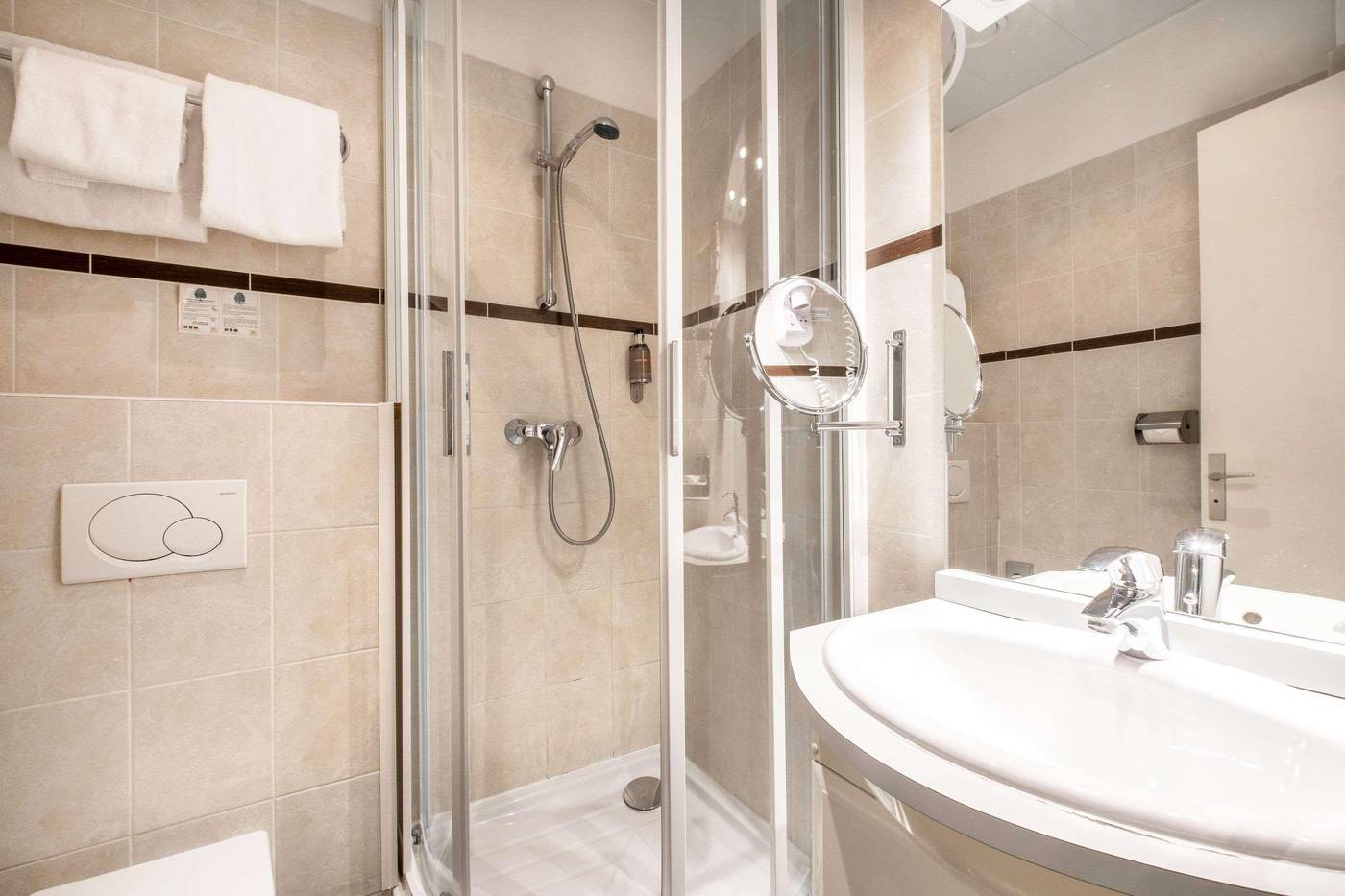 Abaca-Messidor-by-Happyculture-Room-36