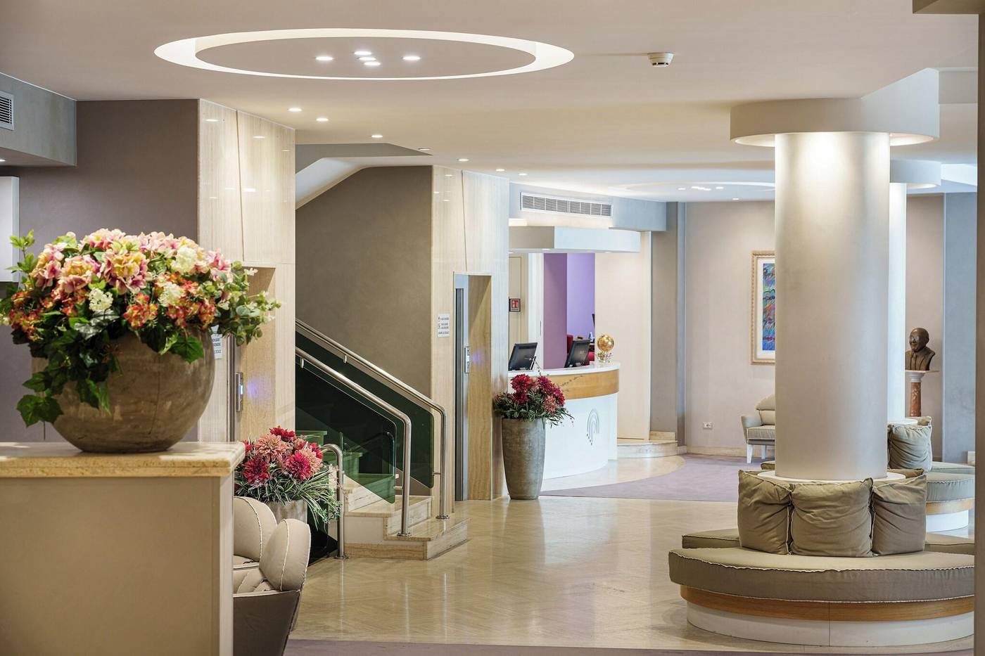 President-Park-Lobby-35