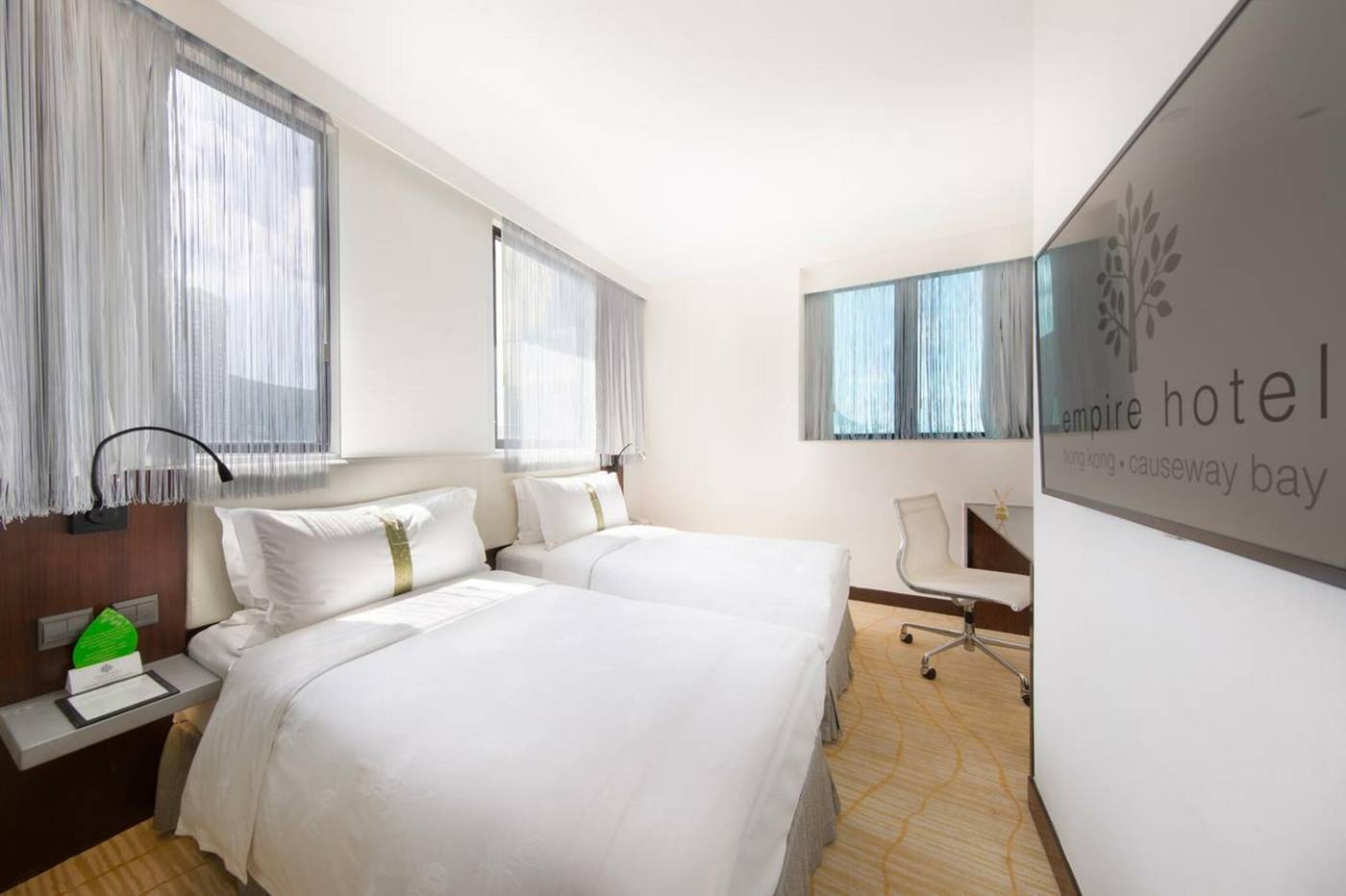 Empire-Hotel-Causeway-Bay-Room-7