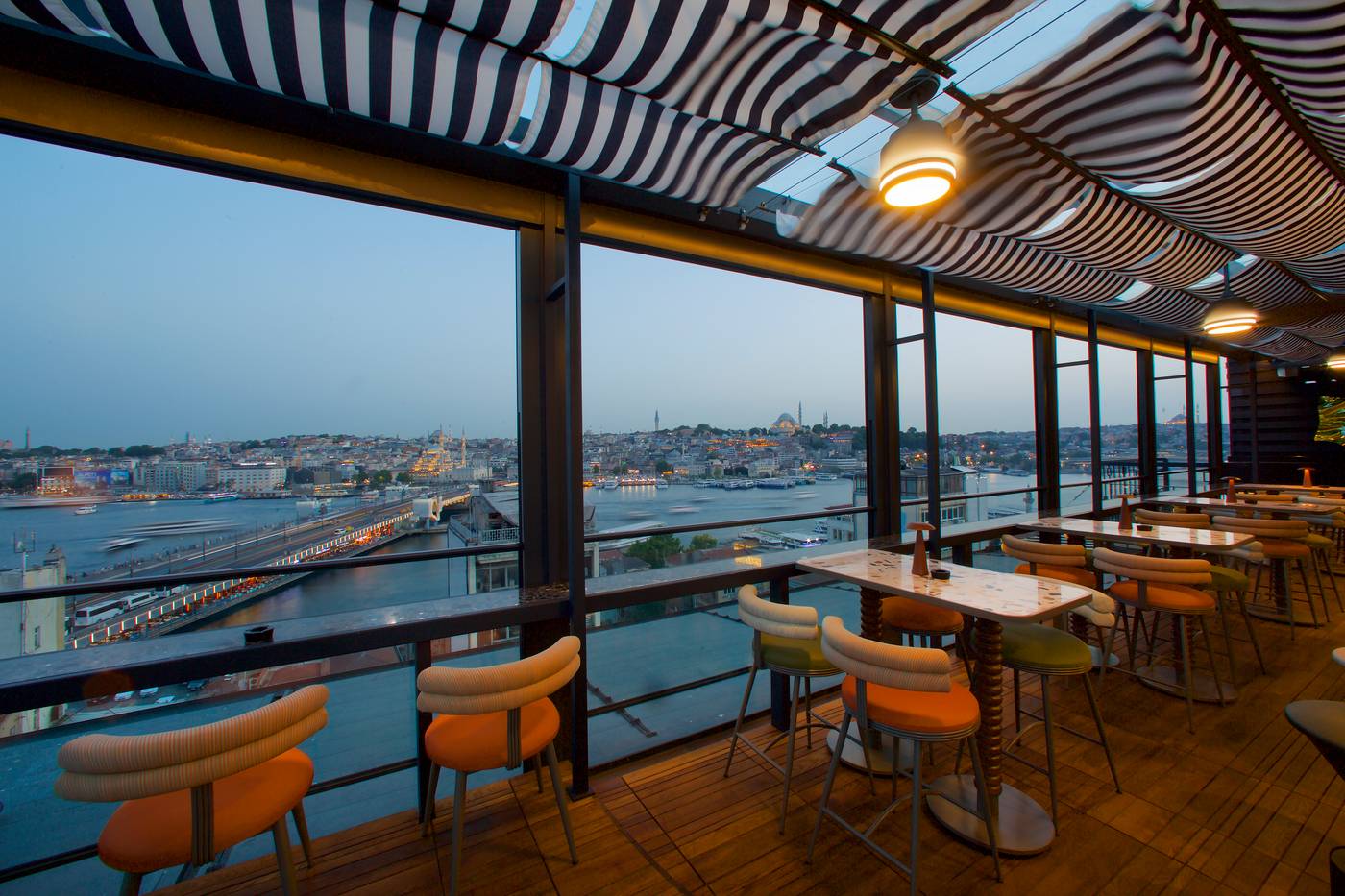 Momento-Hotel-Golden-Horn-General-view-9