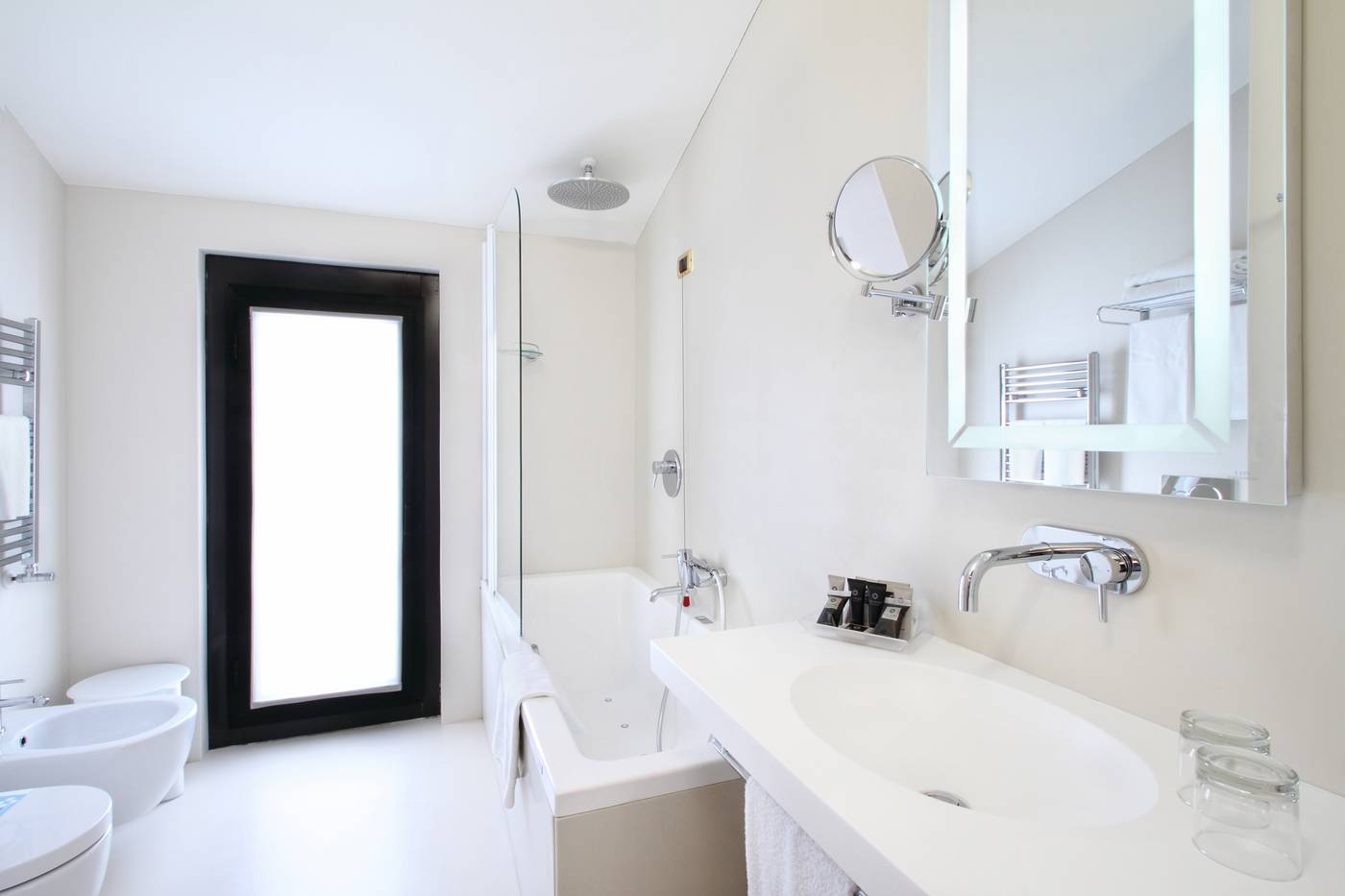 Antares-Hotel-Concorde--BW-Signature-Collection-Room-31