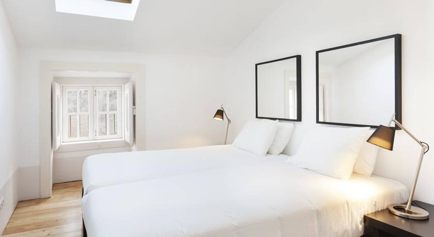 Hello Lisbon Cais do Sodre