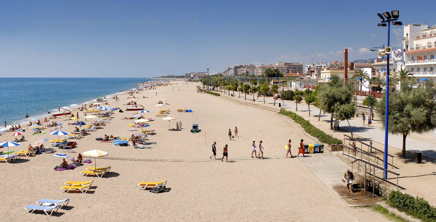 Hotel-Monteplaya---Adults-Only--16---Beach-74