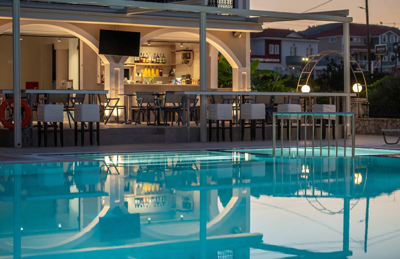 Athina-Apartments-Restaurant-12